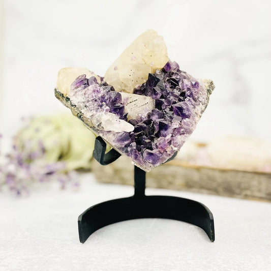amethyst with decorations in the background