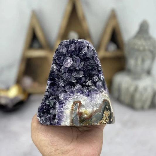 amethyst with decorations in the background