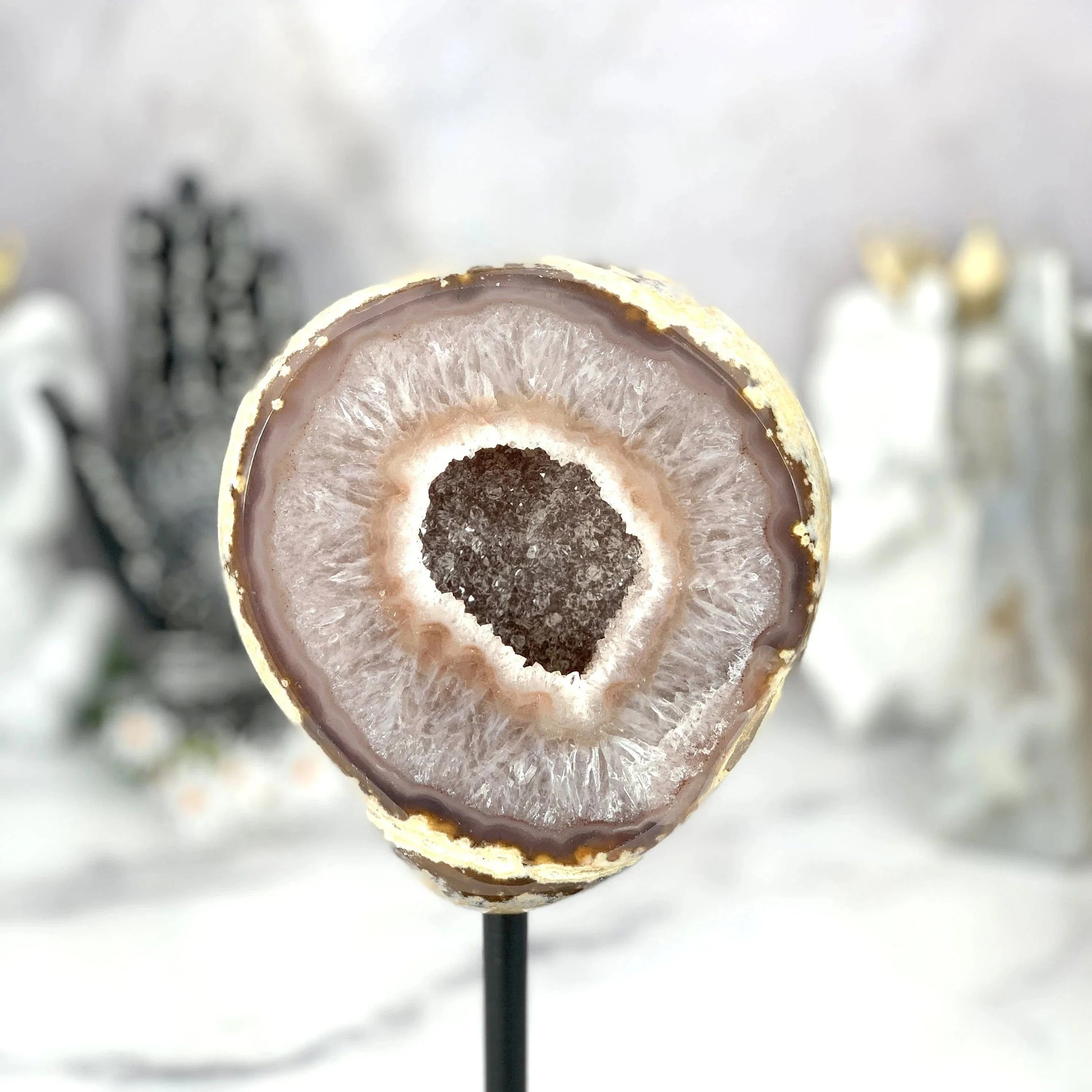 agate with decorations in the background