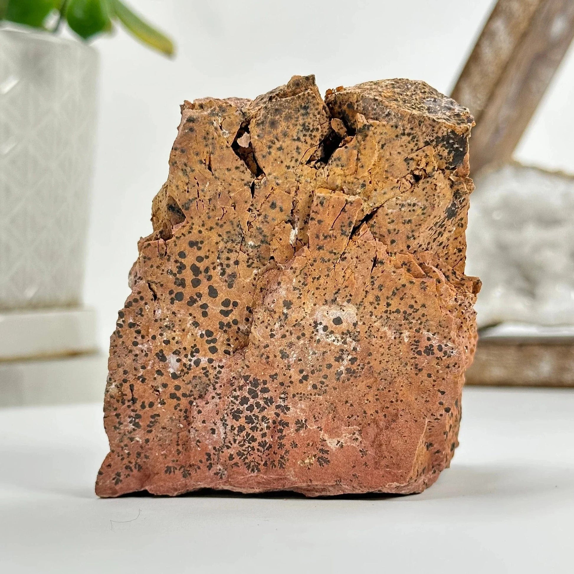 vanadinite with decorations in the background