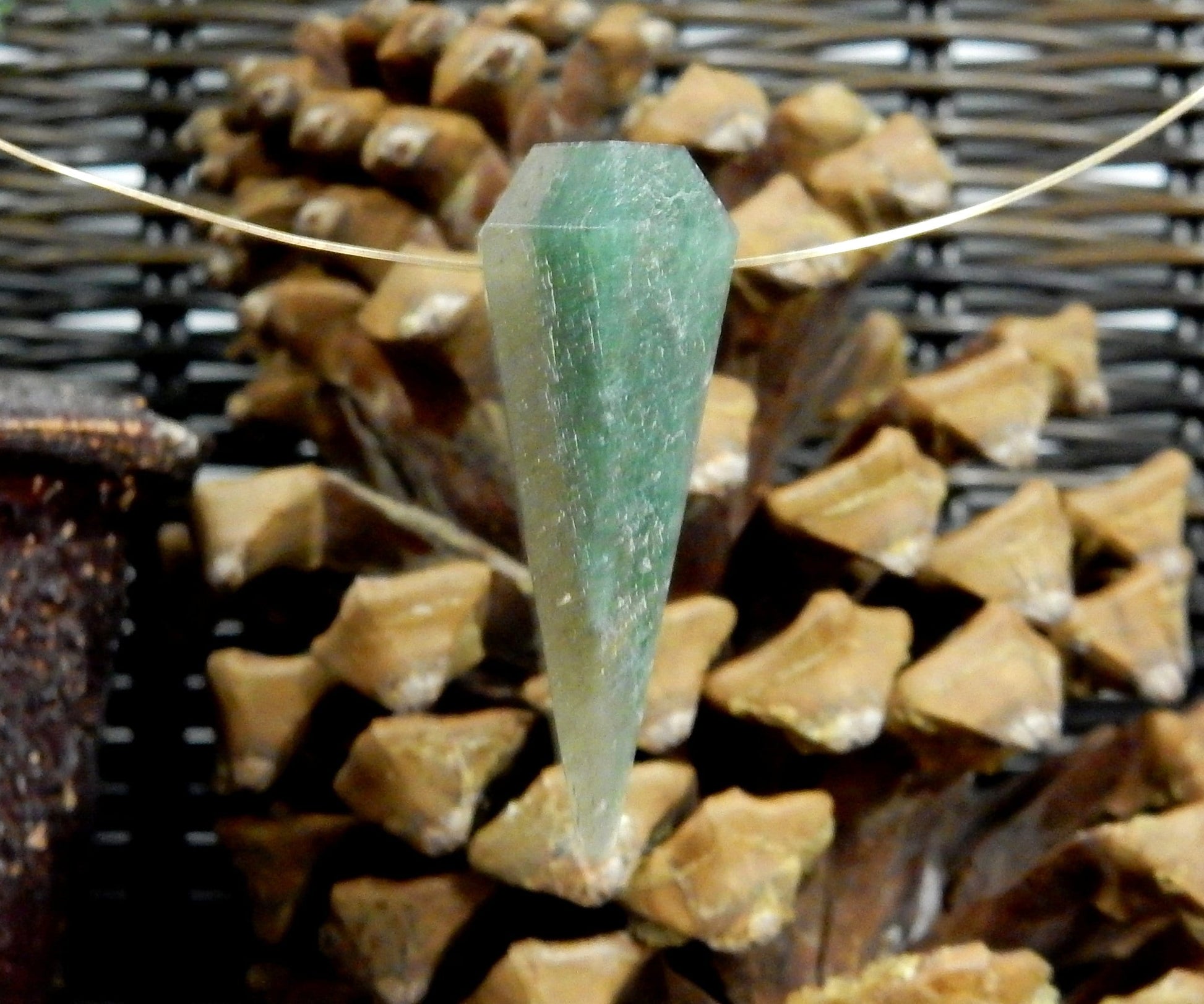 Green Aventurine Pendulum Point Top Side Drilled Bead in chain (chain not included)