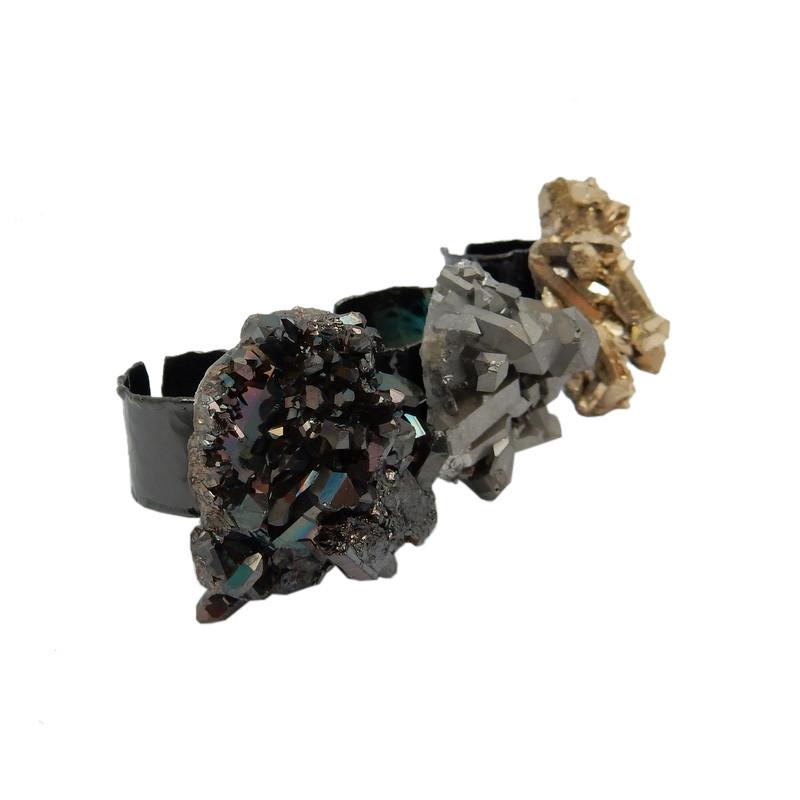 side view of the 3 crystal rings